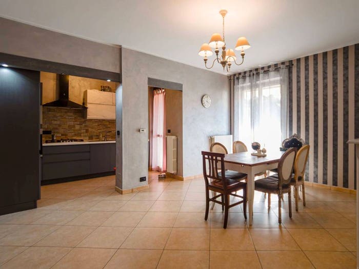 Appartamento quadrilocale in vendita in Via San Bernardo, Centro, Pianezza