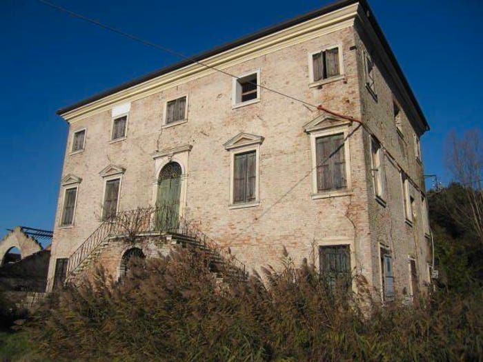 Casa in vendita in CA' EMO Strada Provinciale, Ca' Emo, Adria