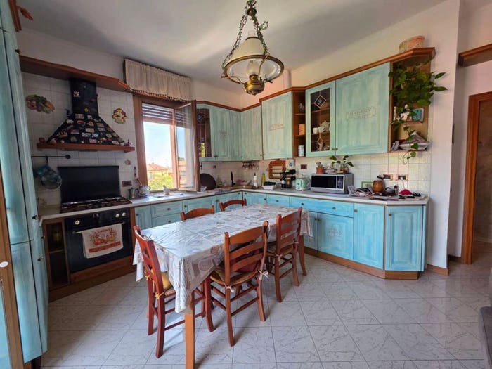 Appartamento trilocale in vendita in via virgilio, Centro Marullina, Casalecchio di Reno