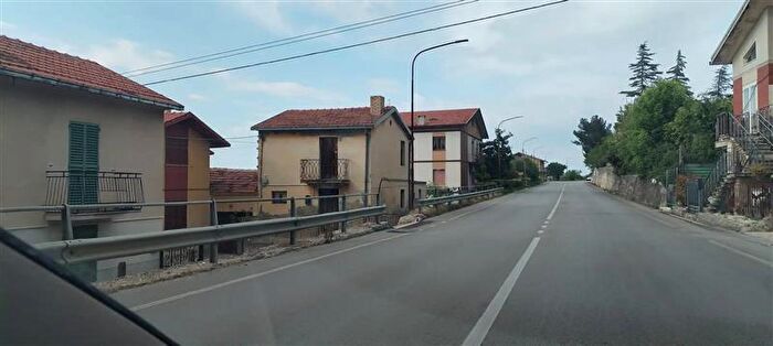Casa con 5 locali in vendita in Contrada Torre Marino, Lanciano