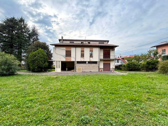 Casa con 5 locali in vendita in Via Ca' dell'Agro, Centro, Gandino