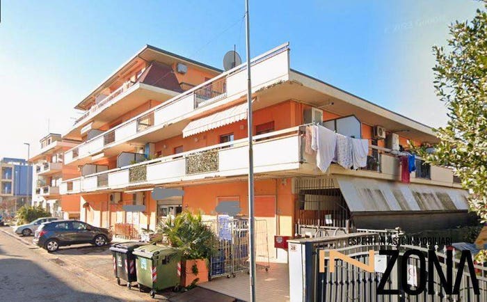 Appartamento bilocale in vendita in Via U Foscolo, Centro, Martinsicuro