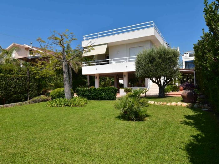 Casa con 6 locali in vendita in viale dei Lidi, Fontane Bianche, Siracusa