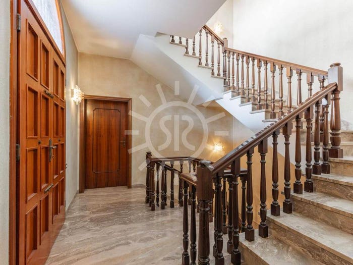 Casa con 6 locali in vendita in Via San Giovanni, Castel San Pietro Terme
