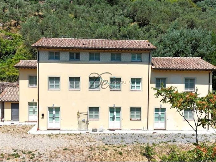 Casa con 6 locali in vendita in Via di Tiglio, Massa Macinaia San Leonardo, Capannori