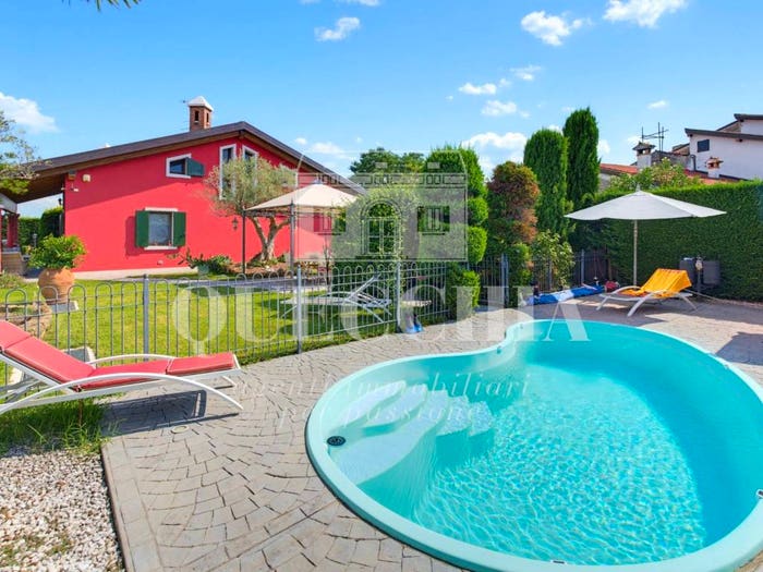 Casa con 5 locali in vendita in Via Girelli Erino, Bussolengo