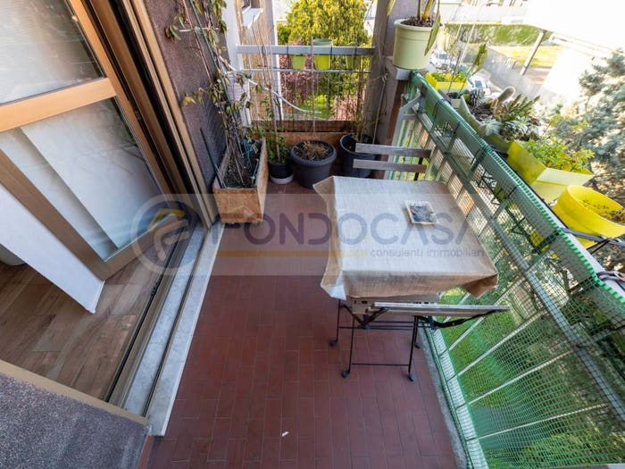 Appartamento quadrilocale in vendita in Via del Ricordo, Ponte Nuovo, Milano