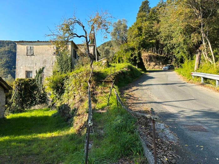 Casa con 6 locali in vendita in Via Domenico Cuneo, Calvari, San Colombano Certenoli
