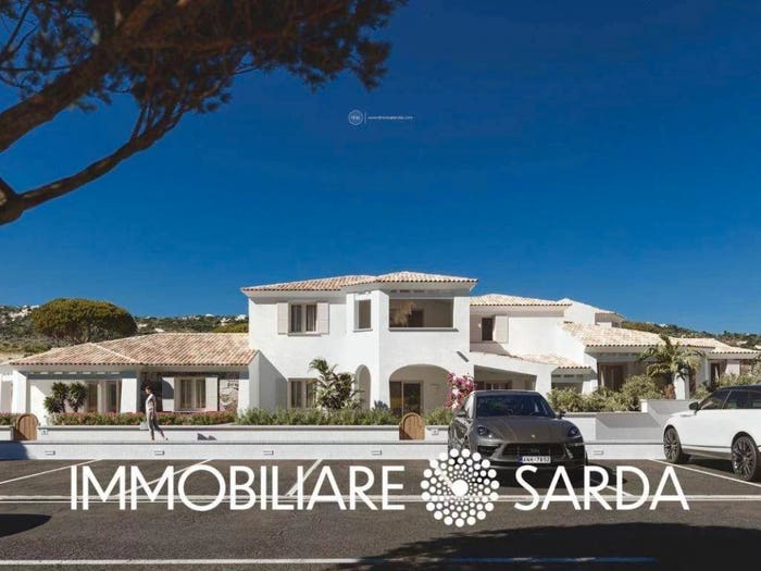 Casa quadrilocale in vendita in Centro, Budoni