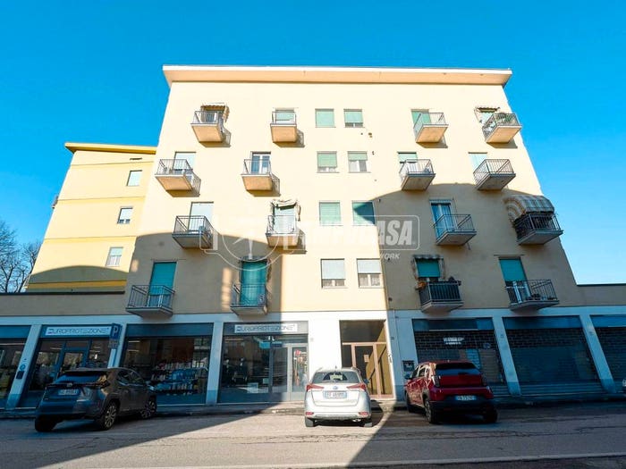 Appartamento trilocale in vendita in Via Sesto, Sant'Ambrogio, Cremona