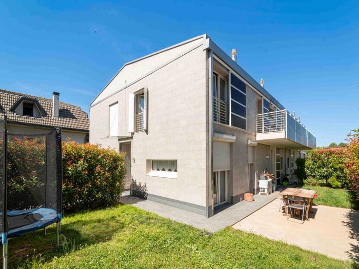 Casa quadrilocale in vendita in Corso Milano, Barlassina