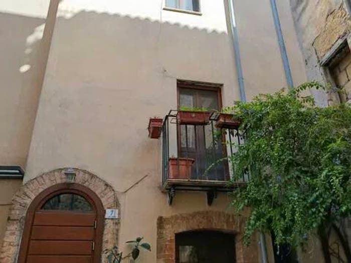 Casa quadrilocale in vendita in Largo Cicerone, Centro, Fondi