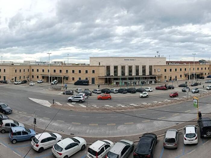 Appartamento quadrilocale in vendita in Via Flaminia, Posatora, Ancona