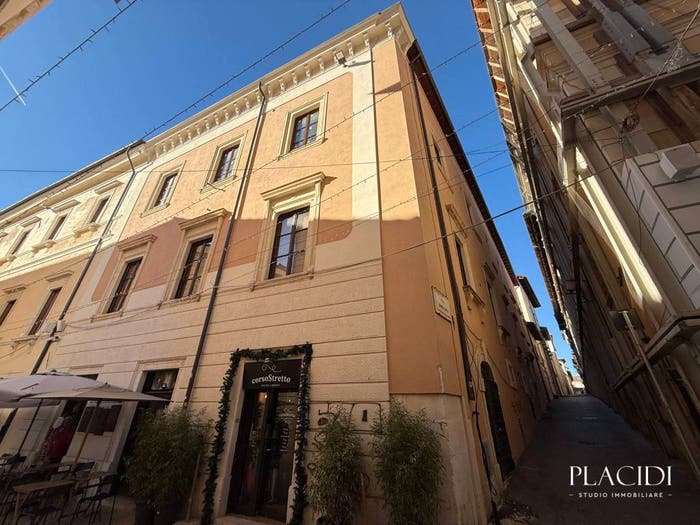 Appartamento bilocale in vendita in Via Bominaco, Duomo Fontana Luminosa, L'Aquila