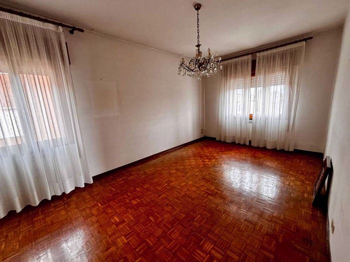 Appartamento trilocale in vendita in via della Costituzione, Centro, Mogliano Veneto