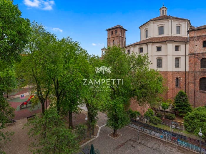Appartamento trilocale in vendita in Via Pio IV, Carrobbio, Milano