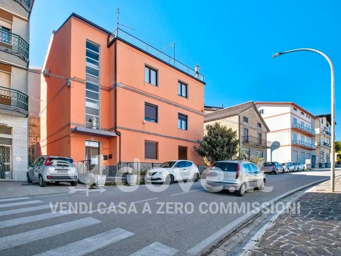 Appartamento quadrilocale in vendita in Via San Spirito, Centro, Atessa
