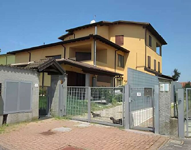 Appartamento trilocale in vendita in VIA CALAMANDREI, Zorlesco, Casalpusterlengo