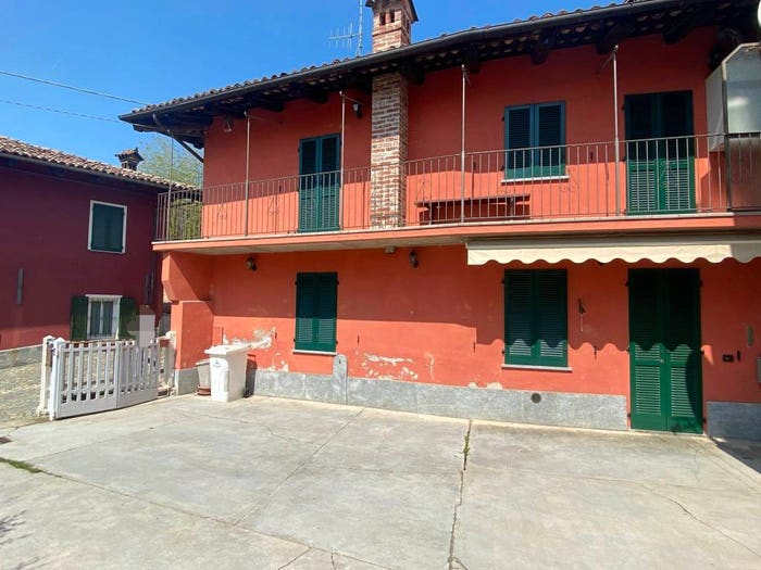 Casa trilocale in vendita in Via Guglielmo Marconi, Centro, Castagnito