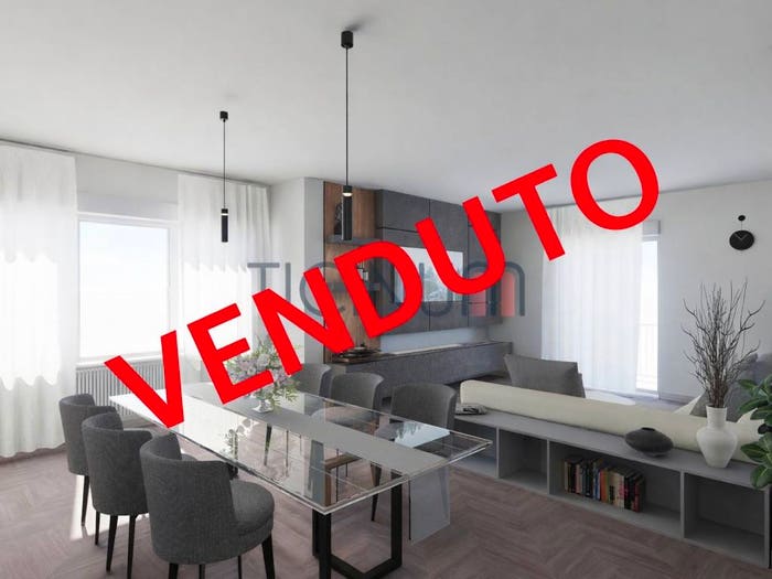 Appartamento con 6 locali in vendita in Viale della Libertà, Centro, Pavia