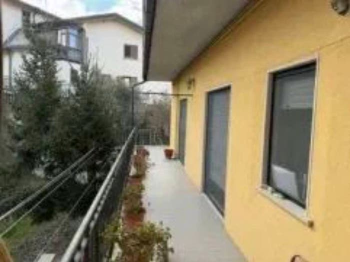 Appartamento con 6 locali in vendita in Via Appia SNC, Ruoti
