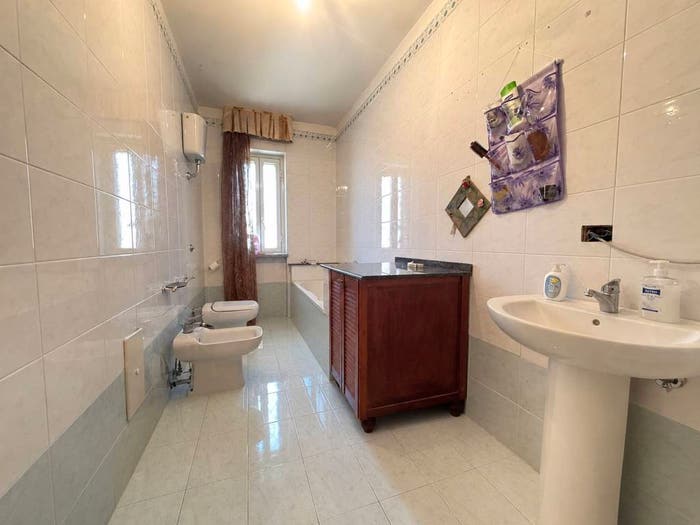 Casa con 6 locali in vendita in Via Oasi Sacro Cuore, Monaci, Giugliano in Campania