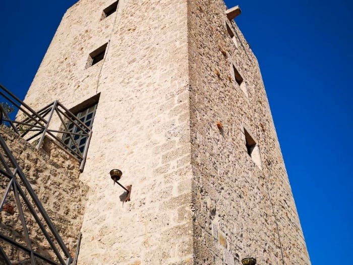 Appartamento con 5 locali in vendita in Via Capo la Terra, Castellonorato, Formia