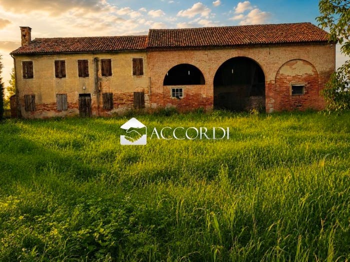 Casa con 5 locali in vendita in Via Roma, Centro, Conselve