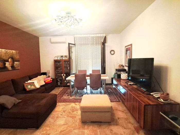 Appartamento con 5 locali in vendita in Oriago SNC, Oriago, Mira