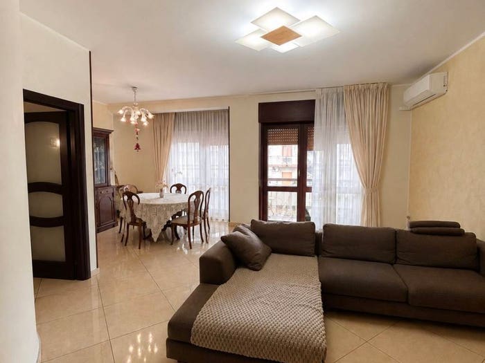Appartamento con 6 locali in vendita in Viale Aceri, Centro, Cava de' Tirreni