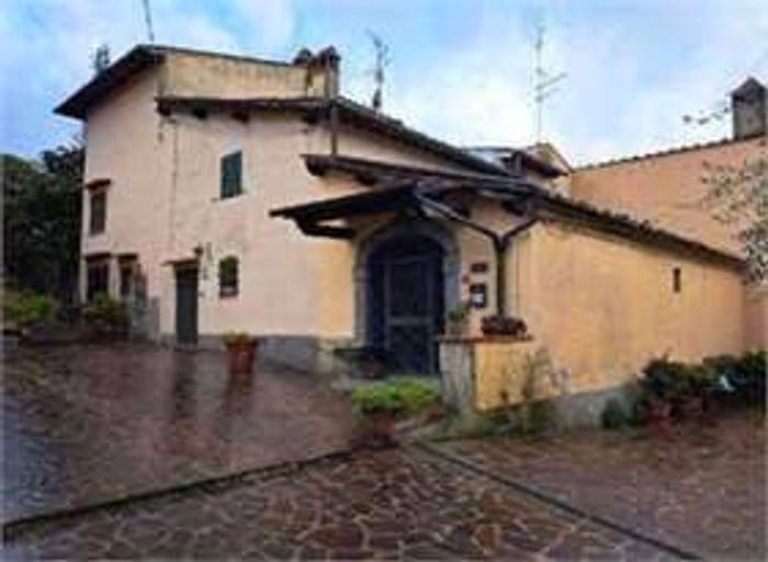 Appartamento con 5 locali in vendita in Via Carcheri, Lastra a Signa