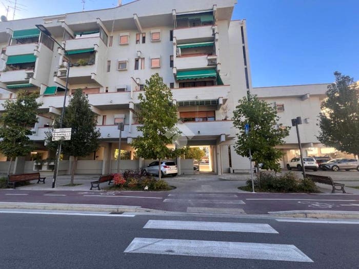 Appartamento quadrilocale in vendita in Viale BCroce, San Marcellino, Firenze