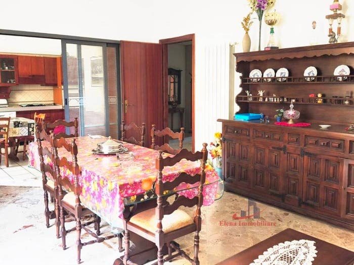 Appartamento con 5 locali in vendita in Via Sant'Ippolito, Semicentro, Alcamo