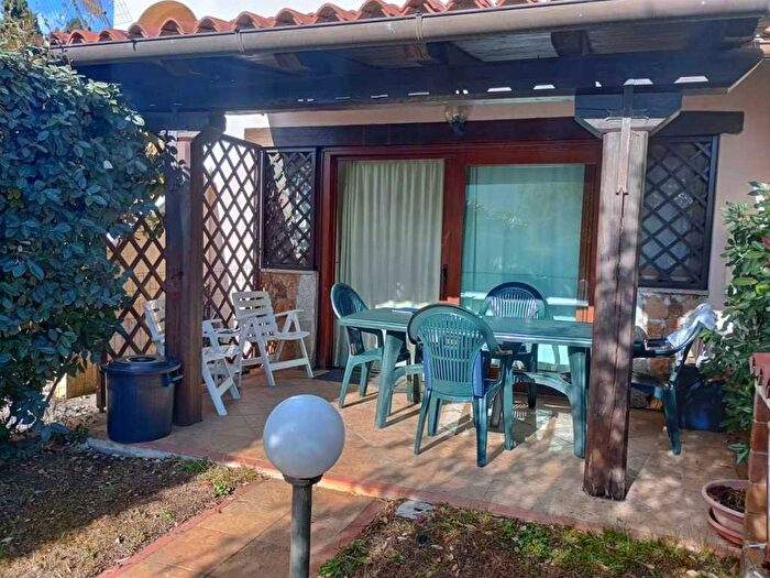 Appartamento quadrilocale in vendita in Via Vico Einaudi, L'alzoni, San Teodoro