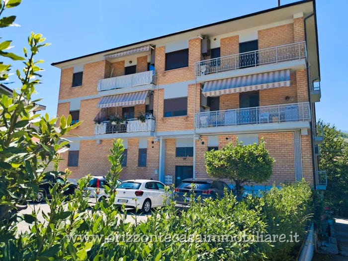 Appartamento con 6 locali in vendita in Caselle, Maltignano