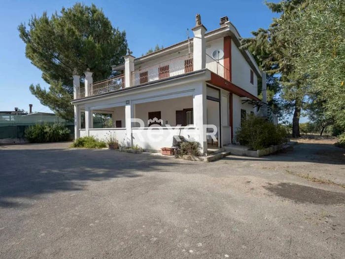 Casa con 6 locali in vendita in Viale Posta Milella snc, Montegrosso Boschetto, Andria