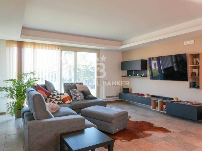 Casa con 6 locali in vendita in Via Fossa Lupo, Aci Sant'Antonio