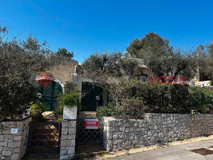 Casa trilocale in vendita in Via Paolo Borsellino, Centro, Santa Cesarea Terme