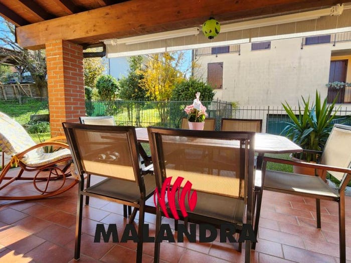 Casa con 5 locali in vendita in Via Giacomo Leopardi, Divignano