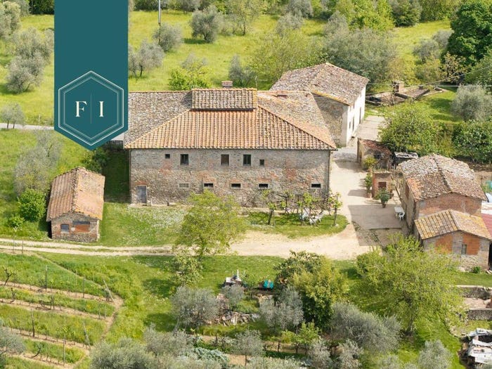 Casa con 6 locali in vendita in Via Renato Fucini Cancelli, Cancelli, Reggello