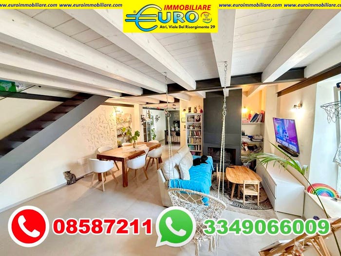 Casa con 5 locali in vendita in Piazza Duomo, Centro, Atri