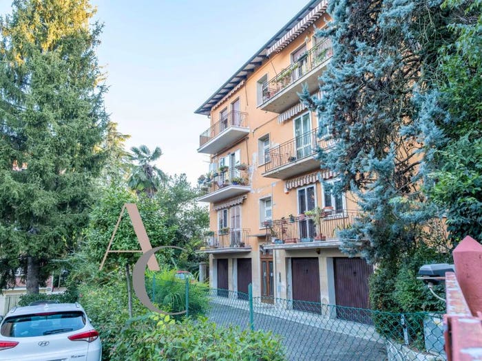 Appartamento quadrilocale in vendita in Via Gaspare Tagliacozzi, Colli Murri, Bologna