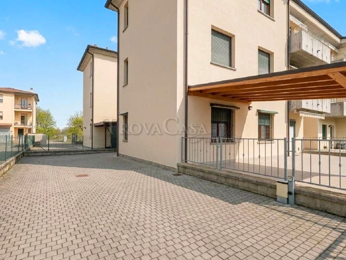 Appartamento trilocale in vendita in Via Renzo Martini, Centro, Busseto