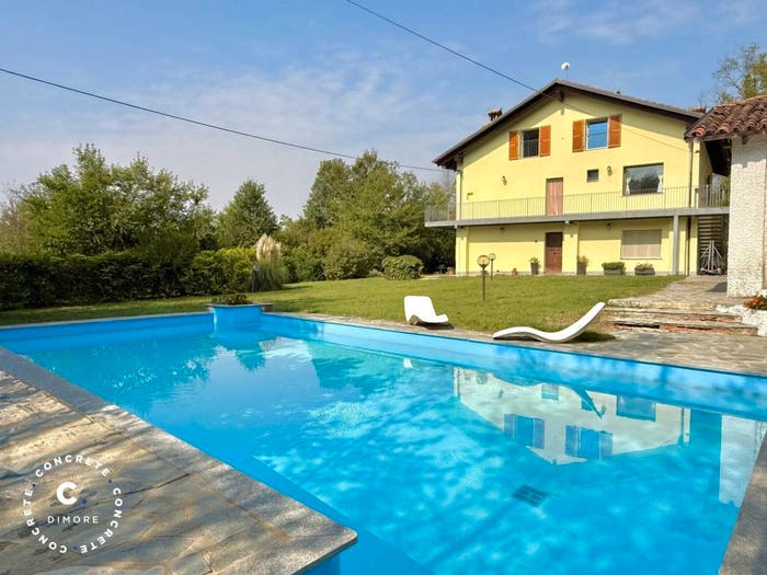 Casa con 6 locali in vendita in Strada Valle Goria, San Paolo Solbrito