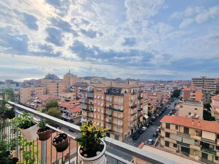 Appartamento bilocale in vendita in Via Livorno, Centro, Ladispoli