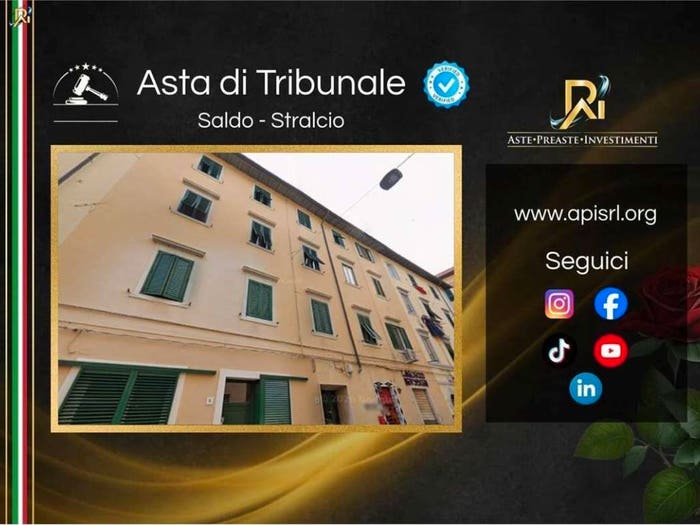 Appartamento con 6 locali in vendita in Via Sproni, Centro, Livorno
