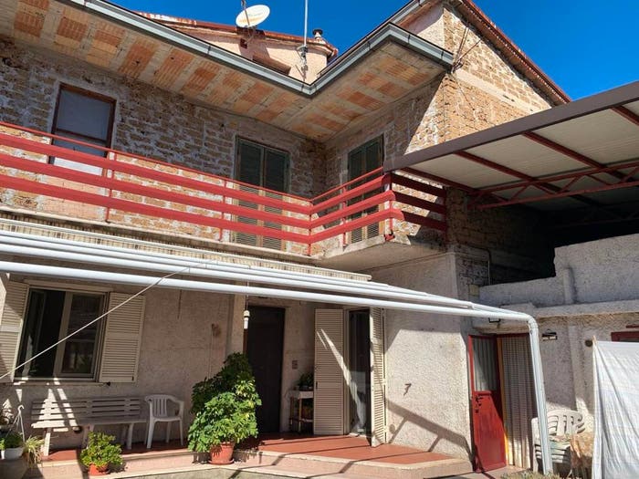 Casa con 6 locali in vendita in Via Fontana Unica, Pratillo, Frosinone