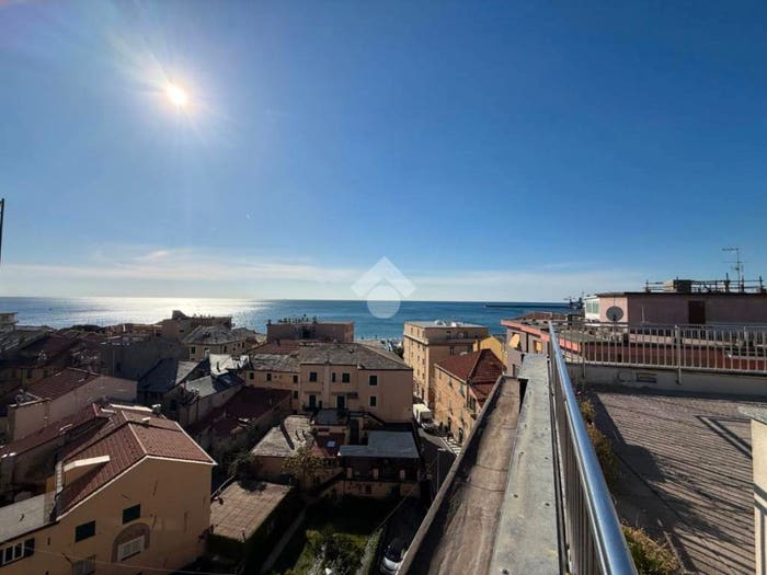 Appartamento quadrilocale in vendita in Via dei Ceramisti, Albissola Marina