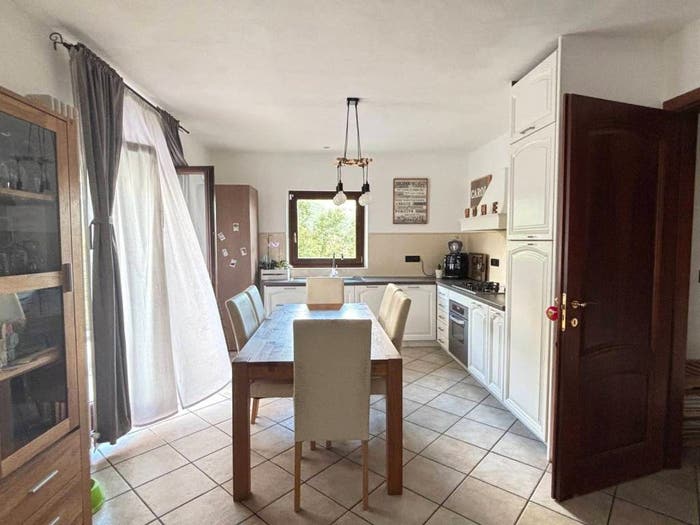Appartamento quadrilocale in vendita in Frazione Plan Chateau, Centro, Gignod