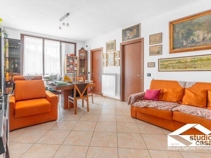 Appartamento trilocale in vendita in Casaletto Lodigiano